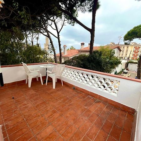 Nuevos Apartamentos Frente Al Mar Y A La Playa Castelldefels Eksteriør bilde