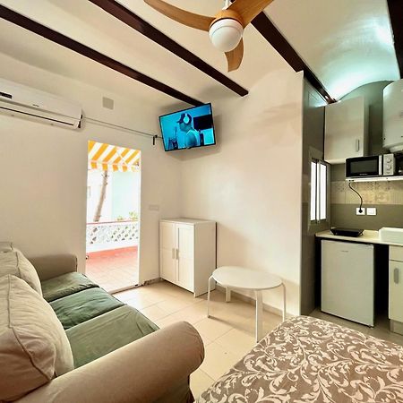 Nuevos Apartamentos Frente Al Mar Y A La Playa Castelldefels Eksteriør bilde